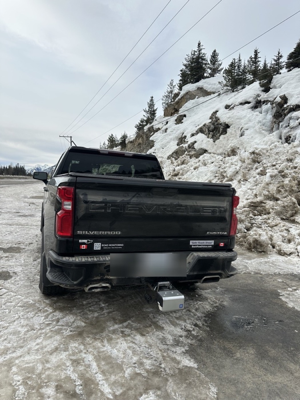 A Scout capture unit mounted on the rear of a pickup
